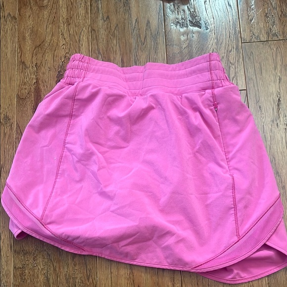 lululemon athletica Pants - *LULULEMON 🍋* discontinued Hotty Hot Skort in Sonic Pink